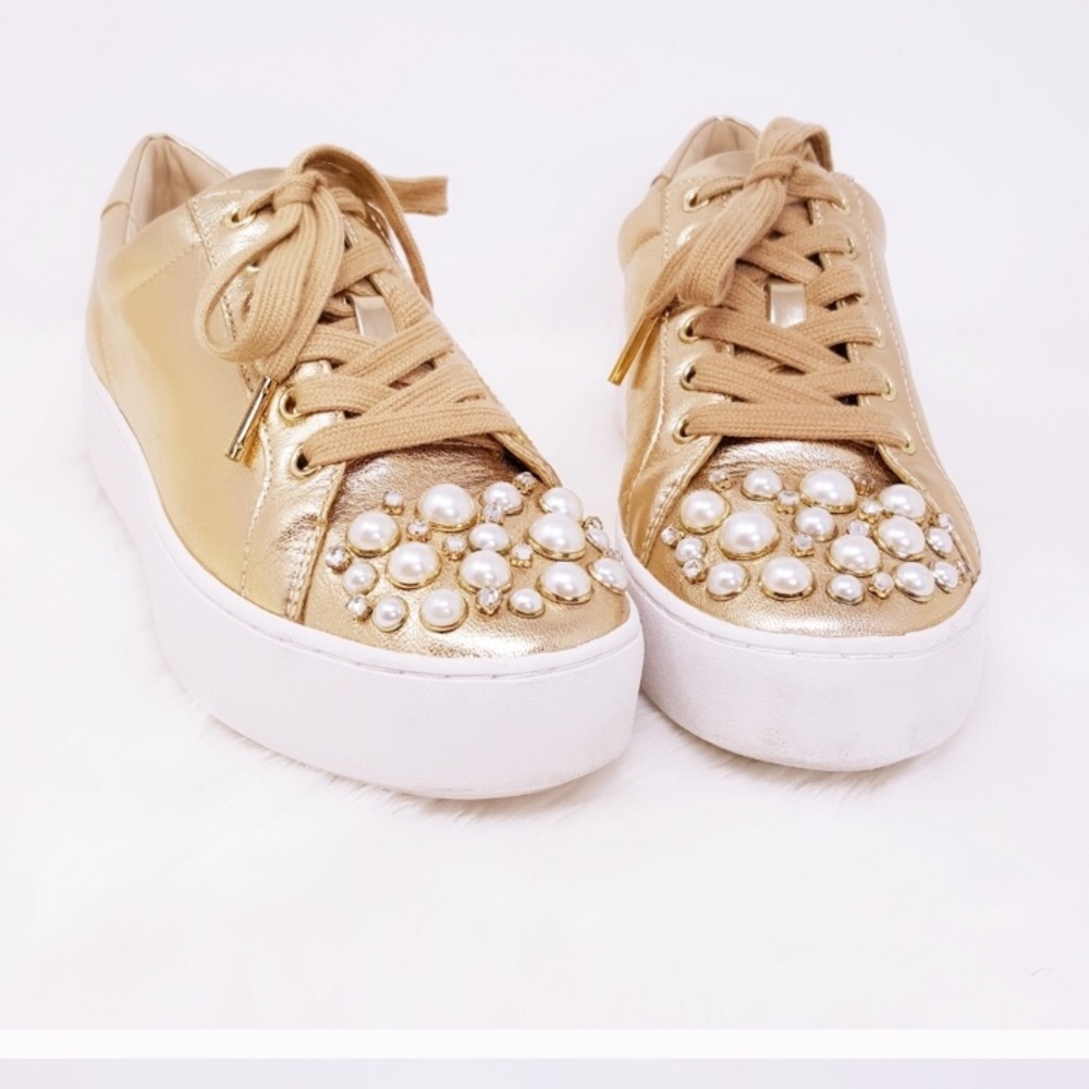 ISO Michael Kors poppy shoes